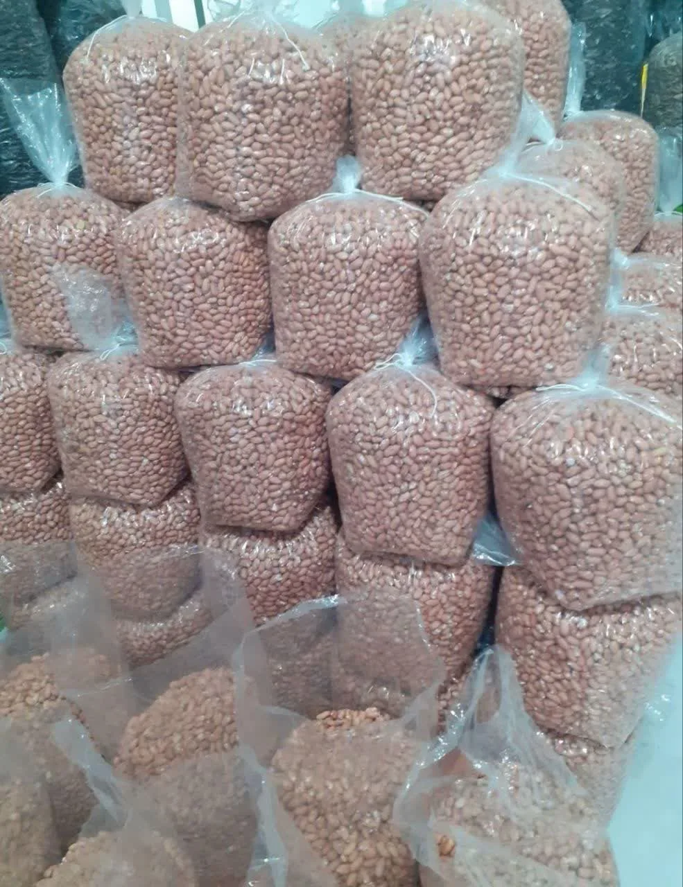 بادام زمینی آستانه